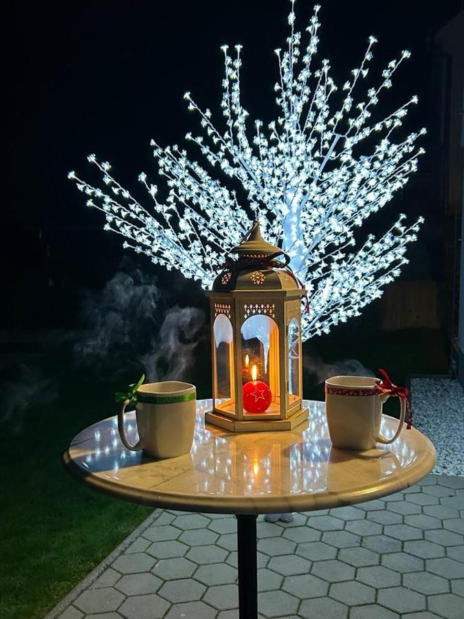 Komfortny Apartman So Zahradou A Sukromnym Parkoviskom-Nonstop Check-In Banská Bystrica Buitenkant foto
